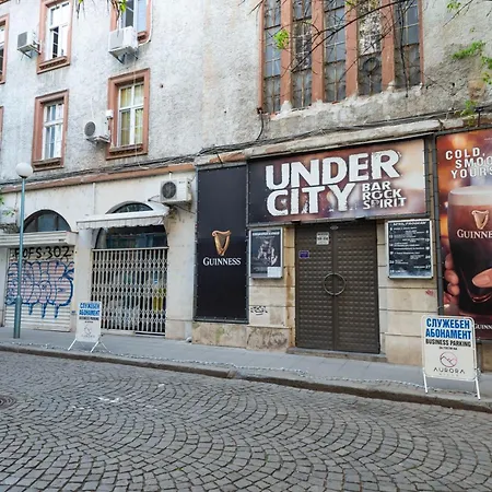 Aurora Hills فندق بلوفديف