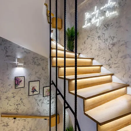 Aurora Hills 2* بلوفديف